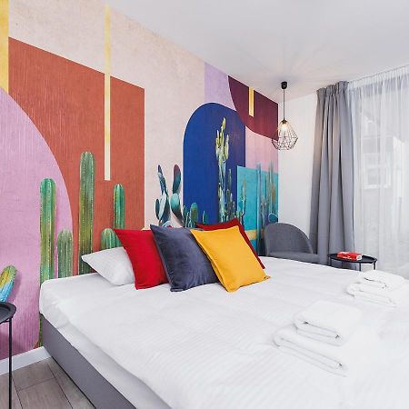 Wow! Aparthotel By Krakowmyplace Buitenkant foto