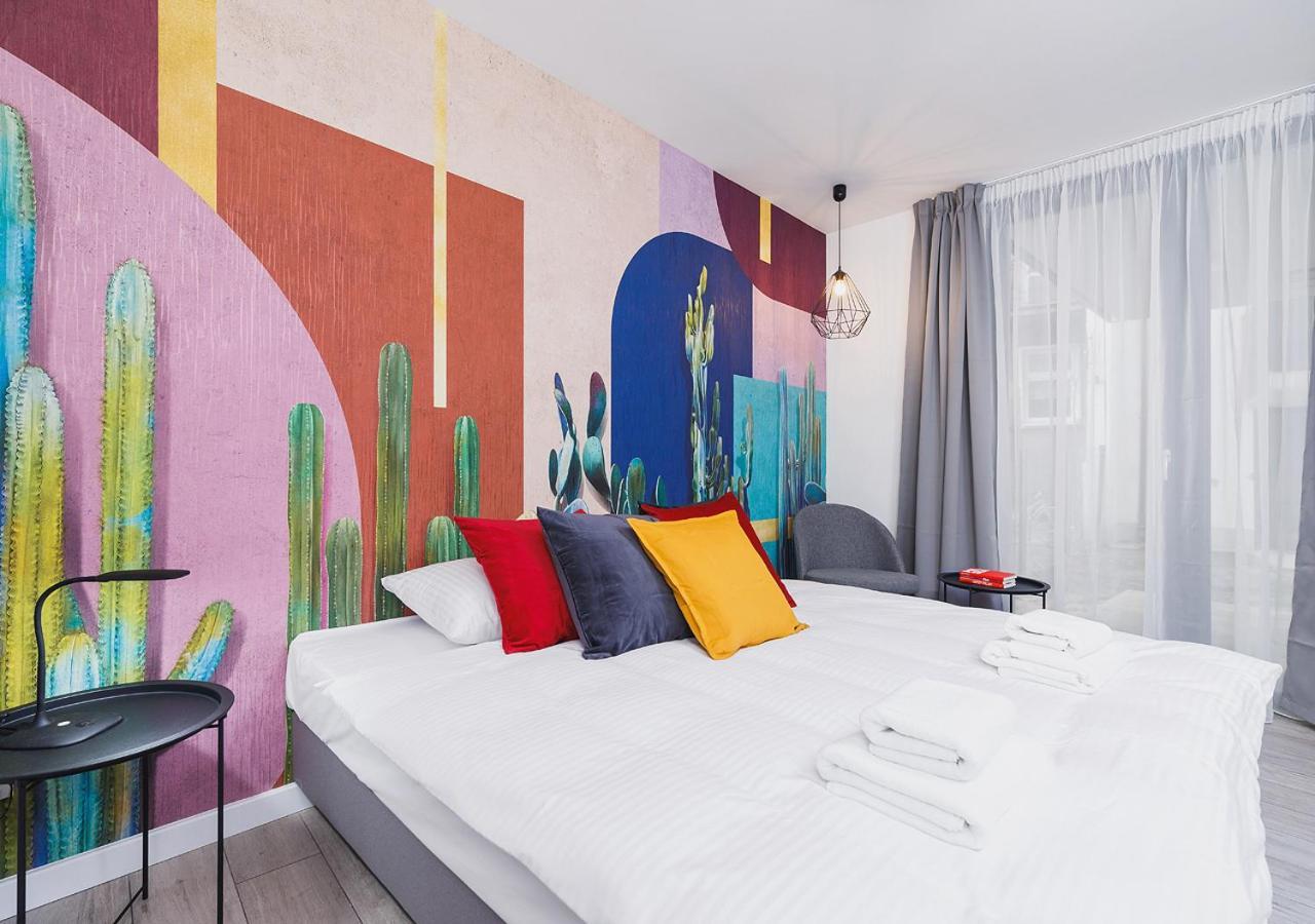 Wow! Aparthotel By Krakowmyplace Buitenkant foto