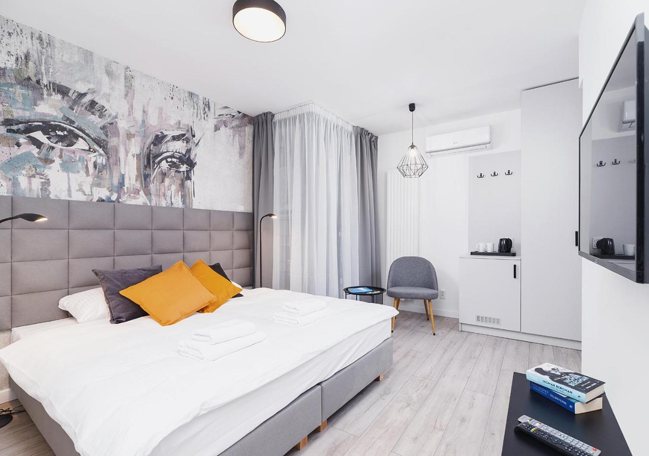 Wow! Aparthotel By Krakowmyplace Buitenkant foto