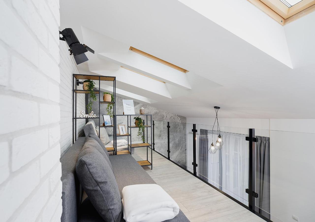 Wow! Aparthotel By Krakowmyplace Buitenkant foto