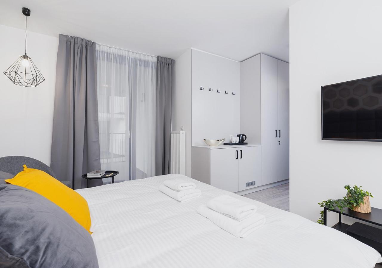 Wow! Aparthotel By Krakowmyplace Buitenkant foto